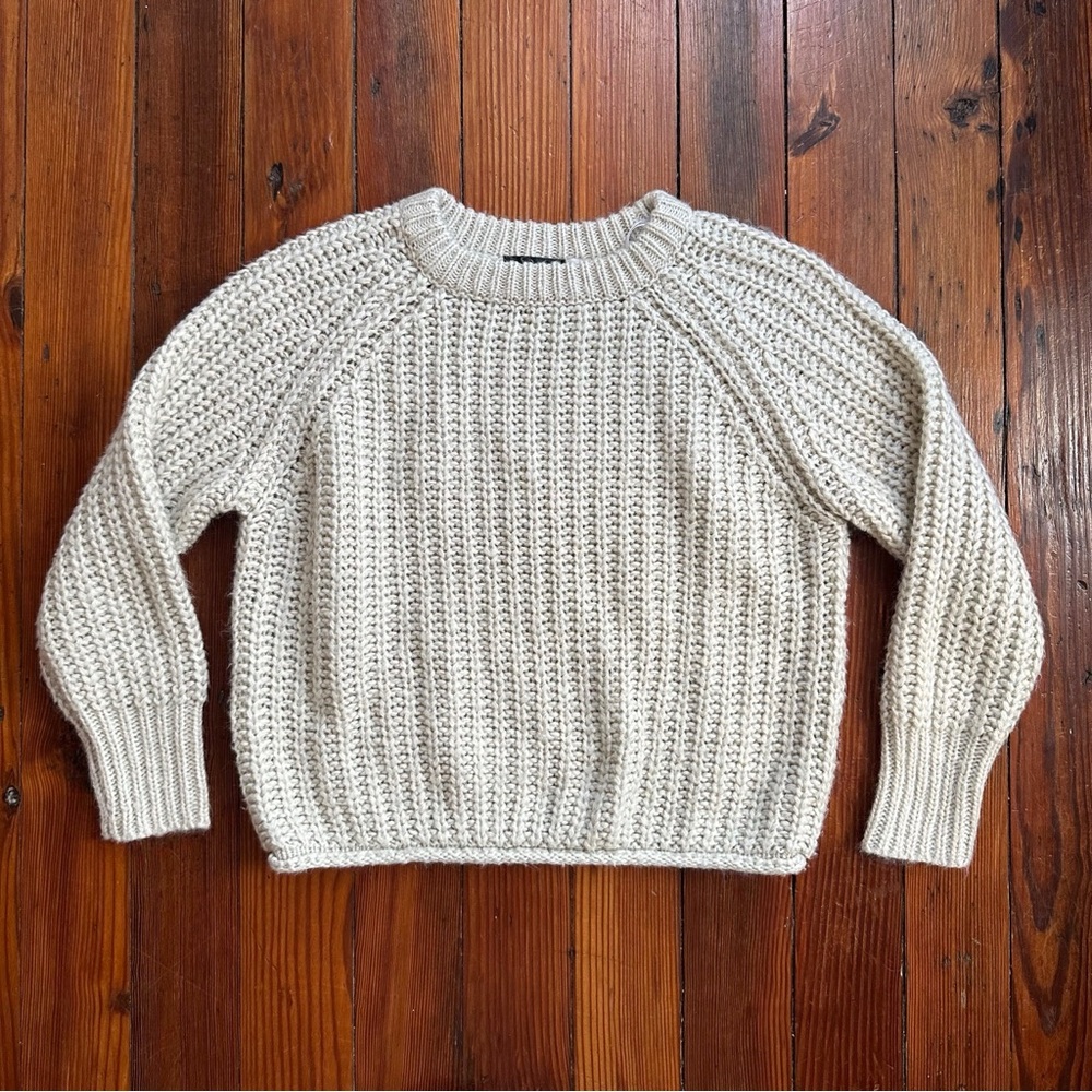 Aqua crew collar waist length pullover sweater XS
